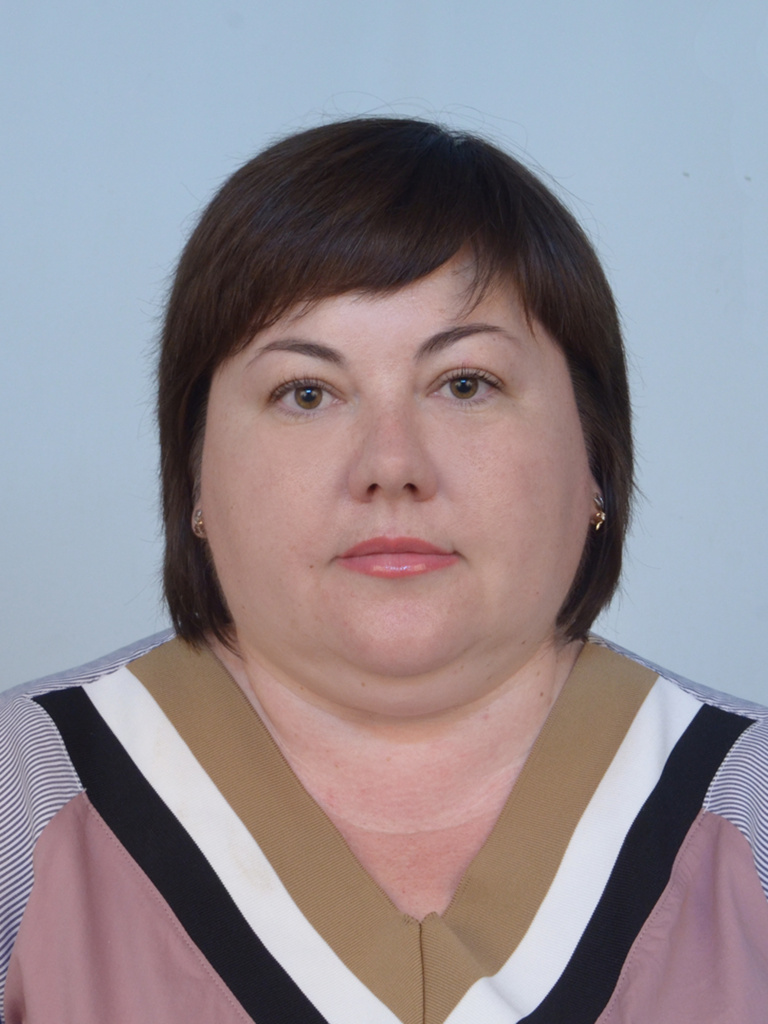 Гипикова.jpg